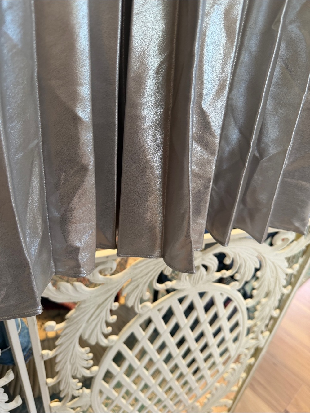 Topshop Metallic Silver Pleated A-Line Skirt - Picture 4 of 5